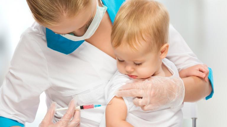 Τα παιδικά εμβόλια στην Ελλάδα έχουν ακριβύνει κατά 2.700%!