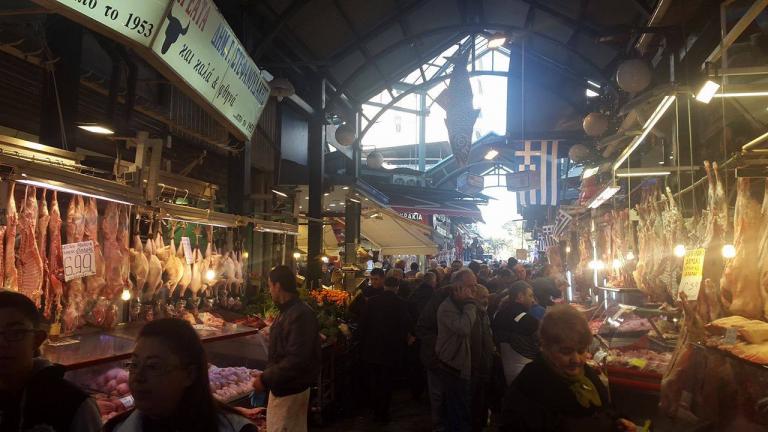 Χριστούγεννα 2016: Πλούσια σε αγαθά η κεντρική αγορά της Θεσσαλονίκης