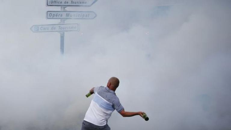 Euro 2016: Νέα επεισόδια μεταξύ οπαδών στη Μασσαλία (video&slideshow)