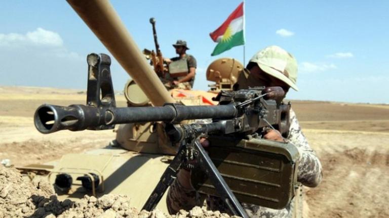 Ξανάρχισαν οι παραδόσεις όπλων στους Κούρδους του βόρειου Ιράκ