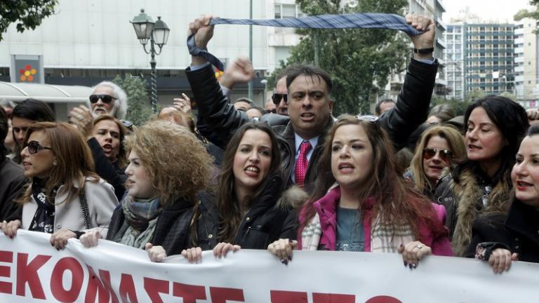 Συνεχίζουν την αποχή  οι συμβολαιογράφοι 12 και 13 Απριλίου