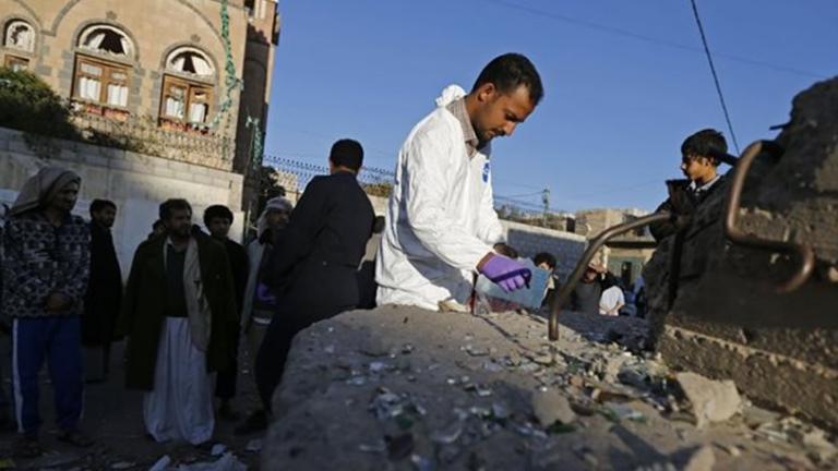  Τουλάχιστον 10 νεκροί από επίθεση αυτοκτονίας σε στρατιωτικό κέντρο εκπαίδευσης στο Άντεν