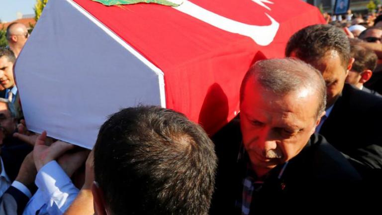 Πραξικόπημα στην Τουρκία: Ο Ερντογάν άφησε ανοιχτή την επαναφορά της θανατικής ποινής!