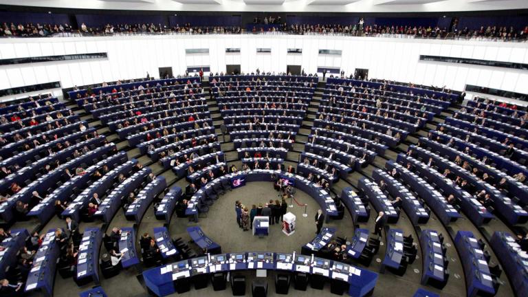 Το Ευρωπαϊκό Κοινοβούλιο ζήτησε να ενεργοποιηθεί η διαδικασία για το Brexit 