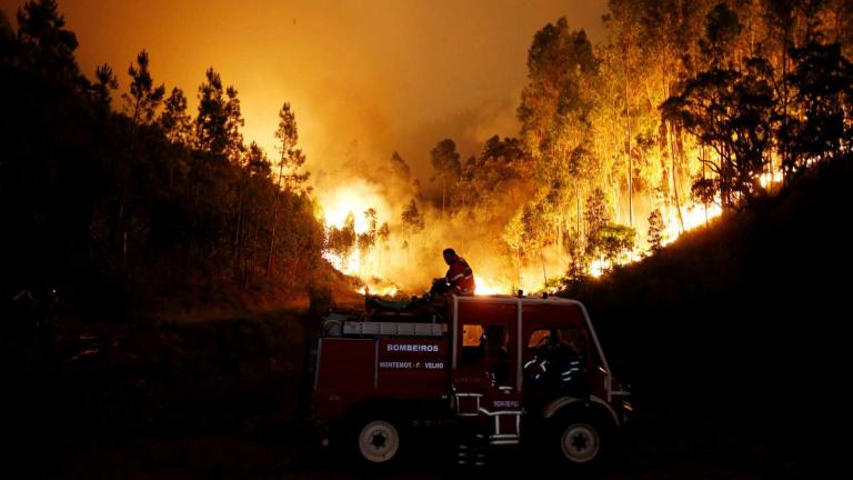 Πορτογαλία: Τριήμερο εθνικό πένθος, μαίνεται εκτός ελέγχου η πυρκαγιά παρά τις προσπάθειες 600 πυροσβεστών