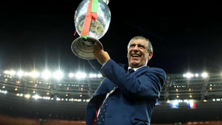 Για πάντα στην Πορτογαλία ο Σάντος!