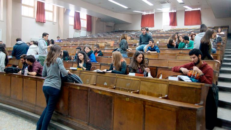 Πώς θα γίνουν φέτος οι μετεγγραφές στα ΑΕΙ; - Πότε αρχίζουν οι εγγραφές