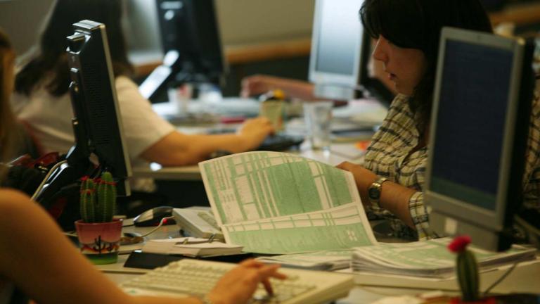 Φορολογικές δηλώσεις 2016: ''Θάνατος'' τα εκκαθαριστικά - Στα 1.592,55 ευρώ ο επιπλέον φόρος για τον καθένα