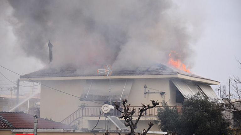 Πυρκαγιά σε σπίτι στο Μεσολόγγι (ΦΩΤΟ)