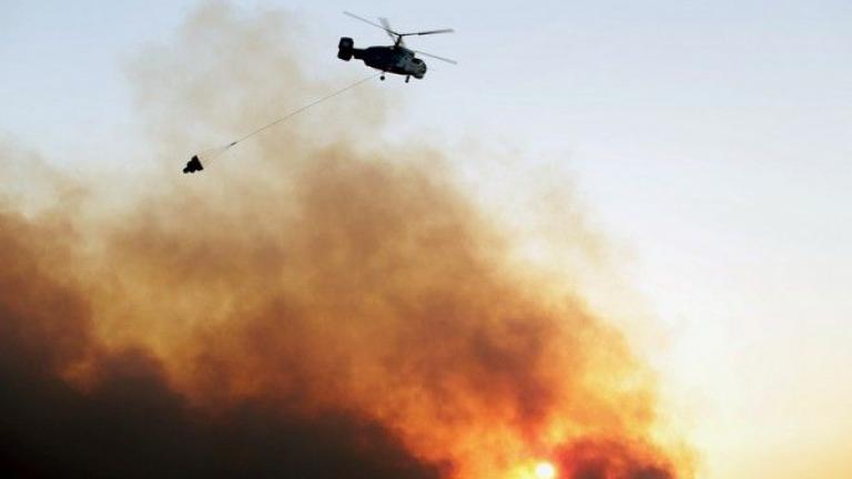 Πυρκαγιά βρίσκεται σε εξέλιξη σε δασική έκταση στην περιοχή Αμέλαντες Αγίας Άννας Ευβοίας