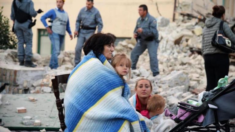 Σεισμός στην Ιταλία: Τουλάχιστον 30.000 οι άστεγοι μέχρι αυτή την στιγμή από τις σεισμικές δονήσεις
