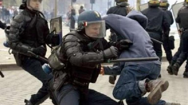 Με τον Ολάντ τελικά ή με τον λαό; Ο ΣΥΡΙΖΑ στηρίζει τον αγώνα των Γάλλων