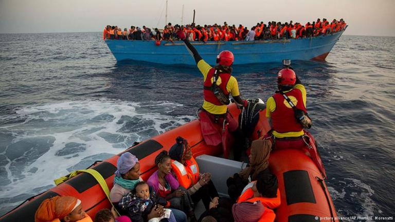 "Πόλεμος" Frontex - ΜΚΟ