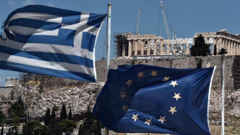 Συμπαράσταση από τους Financial Times στην Ελλάδα για το χρέος και επίθεση στην τρόικα για την βάναυση επιμονή στη λιτότητα!