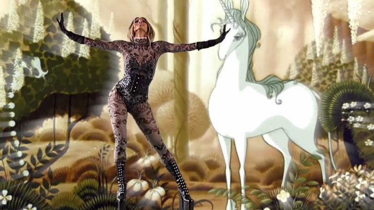 Χριστούγεννα 2016: Η έγκυος Κιάρα χορεύει στις 15 Δεκεμβρίου