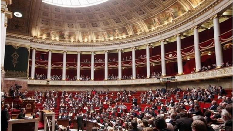 Οι Γάλλοι βουλευτές ενέκριναν ομόφωνα τροπολογία που ποινικοποιεί την άρνηση της γενοκτονίας των Αρμενίων