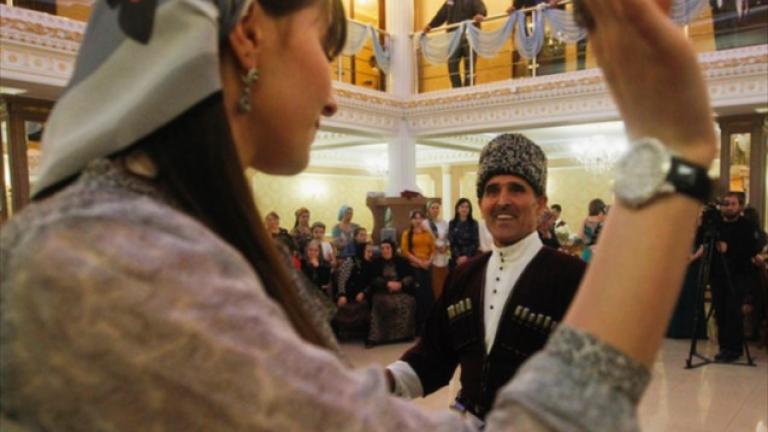 Τσετσενία: «Αστυνομία της ηθικής» για τη διαφύλαξη των παραδόσεων στους γάμους