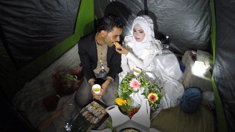 Ζευγάρι Σύρων παντρεύτηκε στην Ειδομένη