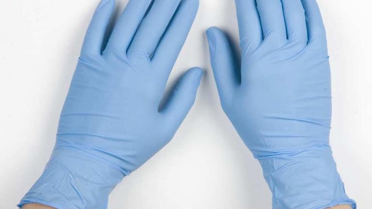 Κατάντια! Γιατροί και νοσηλευτές του Νοσοκομείου Λαμίας αγοράζουν γάντια από το σούπερ μάρκετ