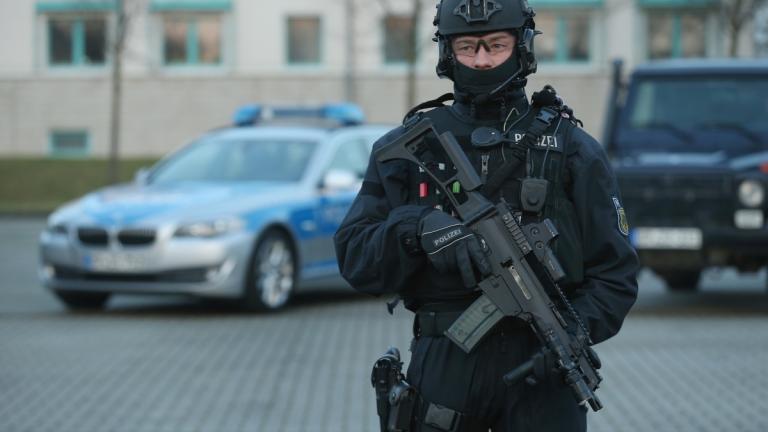 Ένοπλος άνοιξε πυρ σε κινηματογράφο στη δυτική Γερμανία