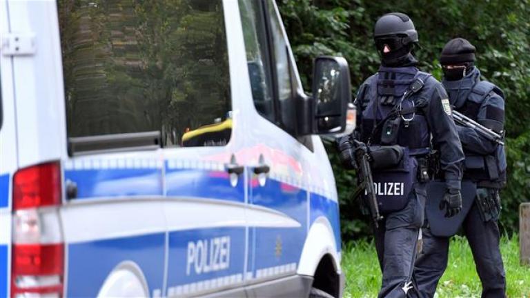 Συναγερμός στη Γερμανία-Νεκρός ο ένοπλος που πυροβόλησε μέσα σε κομμωτήριο 