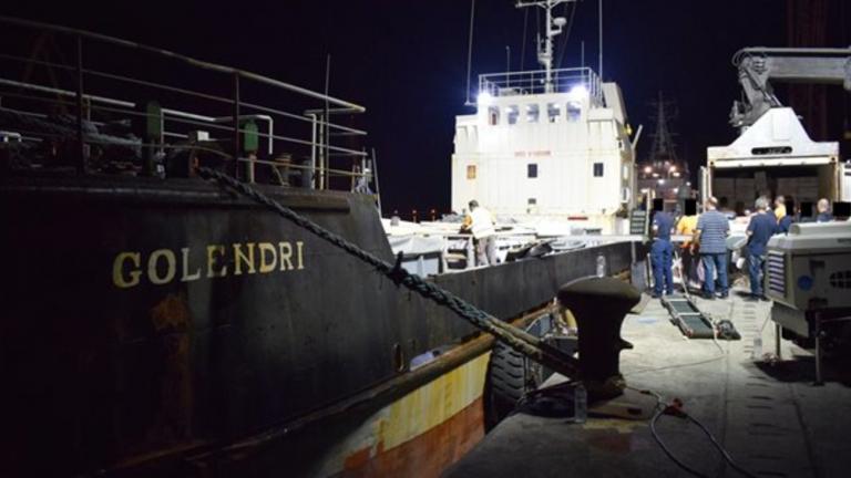 Προφυλακιστέο για λαθρεμπόριο τσιγάρων το πλήρωμα του φορτηγού πλοίου «GOLENDRI» 