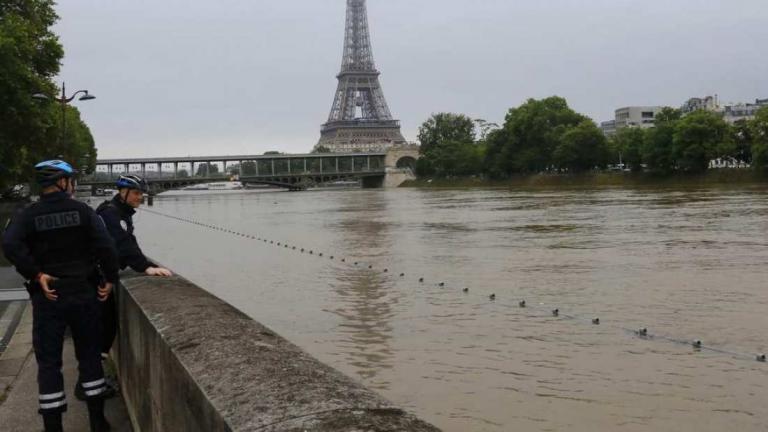 ΧΑΟΣ ΣΤΟ ΠΑΡΙΣΙ