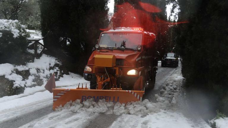 Χιόνια στην Αθήνα - Θα χιονίσει σε όλη την Ελλάδα 