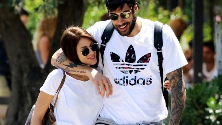 Γιώργος Πρίντεζης: Η πρώτη φωτογραφία της κορούλας του έχει αέρα... Ολυμπιακού! (ΦΩΤΟ)