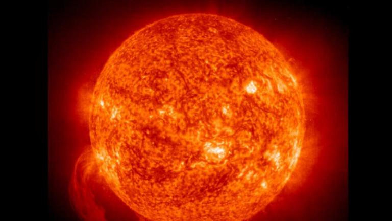 Εντυπωσιακή φωτογραφία ηλιακής έκλαμψης δημοσιεύει η NASA (ΦΩΤΟ)