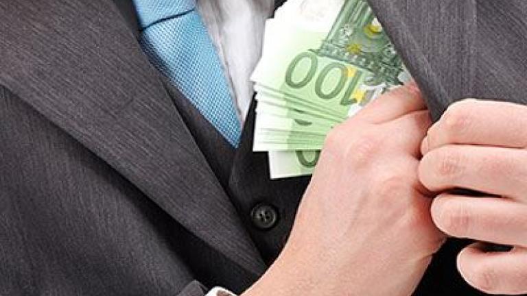 Συνελήφθη ένα ακόμα μέλος της σπείρας των απατεώνων που πωλούσαν ακίνητα τα οποία δεν τους άνηκαν στο Ψυχικό