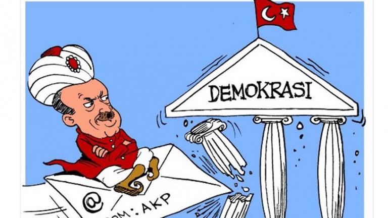 Πραξικόπημα στην Τουρκία: Κυβερνοεπίθεση καταγγέλλει ότι δέχτηκε το Wikileaks πριν "ανεβάσει" τα στοιχεία 