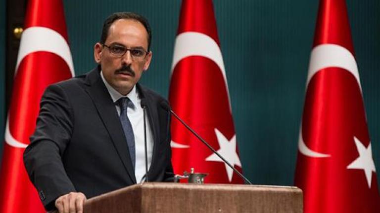 Ο εκπρόσωπος του Τούρκου προέδρου παράλληλα απειλεί ανοιχτά Ελλάδα και ΕΕ με ακύρωση της συμφωνίας για τους πρόσφυγες   