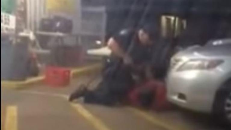 Σοκάρει η νέα εν ψυχρώ δολοφονία Αφροαμερικανού από λευκούς αστυνομικούς (ΒΙΝΤΕΟ)