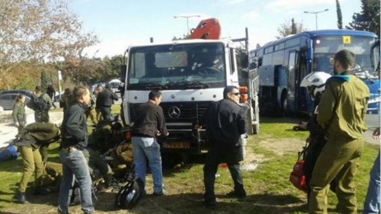 Ισραήλ-Επίθεση: 3 γυναίκες και 1 άνδρας τα θύματα - Συνδέεται με τον ISIS ο δράστης