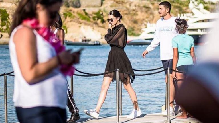 Στη Μύκονο Kendall Jenner και Bella Jadid