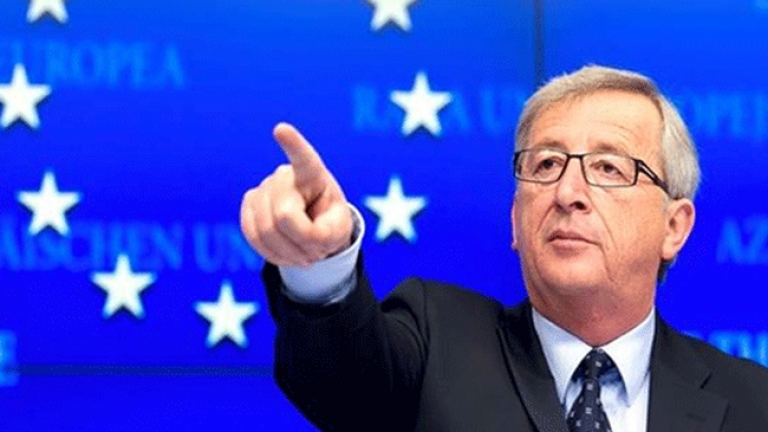 Ο πρόεδρος της Ευρωπαϊκής Επιτροπής πλέκει το εγκώμιο της Ελλάδας, αλλά προειδοποιεί