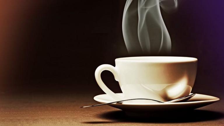 Ο ζεστός καφές προκαλεί καρκίνο του οισοφάγου;