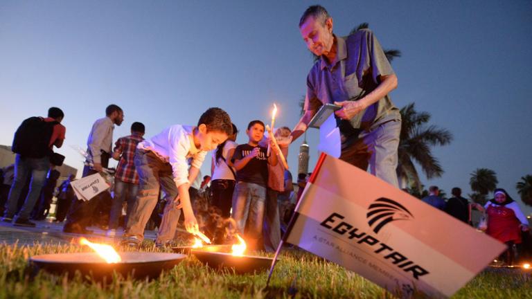 Αίγυπτος: Συγκέντρωση στη μνήμη των θυμάτων της πτήσης της EgyptAir