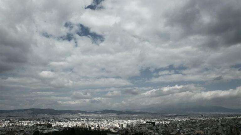 ΚΑΙΡΟΣ 9/2/2017: Συννεφιά και τοπικές βροχές