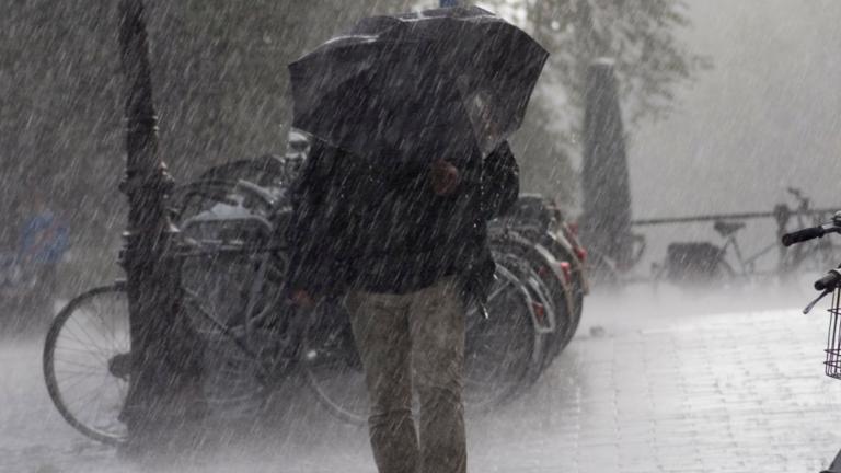 ΚΑΙΡΟΣ 9/3/2017: Ισχυρές βροχές και καταιγίδες