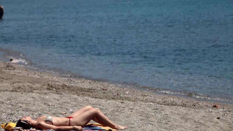 ΚΑΙΡΟΣ 20/8/2017: Υψηλές θερμοκρασίες με το θερμόμετρο στους 35 βαθμούς