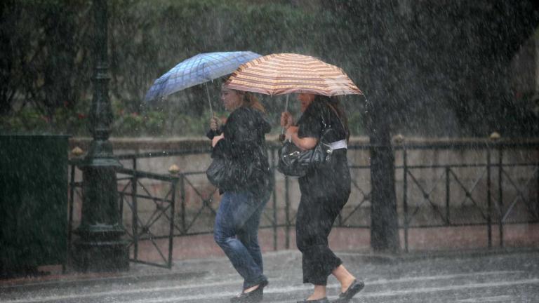 ΚΑΙΡΟΣ 7/10/201: Επιδείνωση του καιρού με βροχές, καταιγίδες και ισχυρούς ανέμους