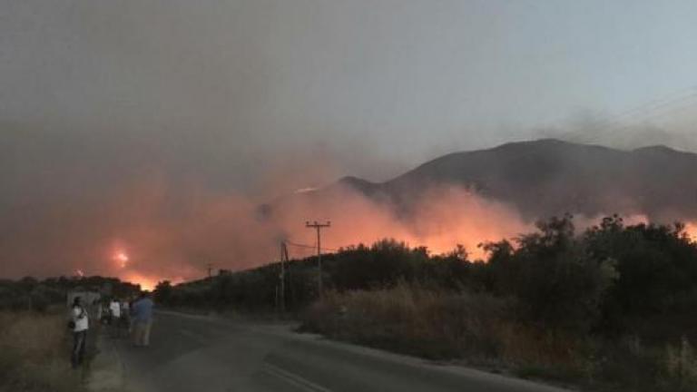 Αποκαταστάθηκε πλήρως, λίγο πριν τις 20:00 το βράδυ, η κυκλοφορία των αυτοκινήτων, στην περιοχή του Καλάμου