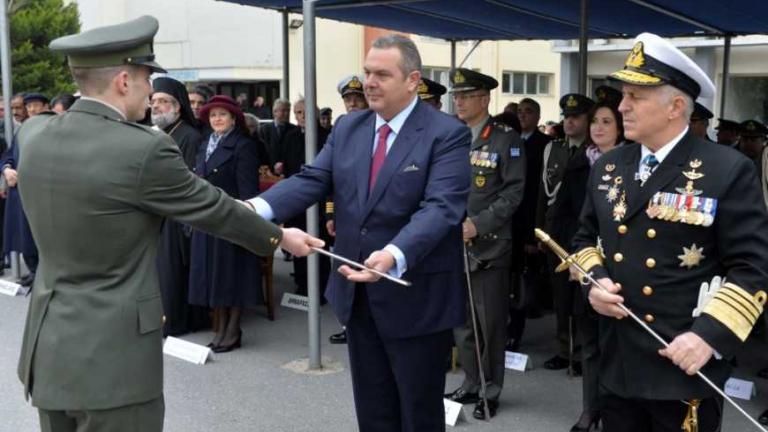Στην τελετή επίδοσης ξιφών σε Αξιωματικούς του Στρατού Ξηράς (πλην ΣΣΕ – ΣΣΑΣ), βρέθηκεο υπουργός Εθνικής Άμυνας-Το μήνυμα προς την Άγκυρα (ΦΩΤΟ) 