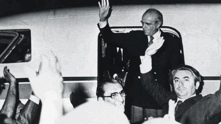 24 Ιουλίου 1974: Όταν ο Κ. Καραμανλής έβγαζε την Ελλάδα από τον «γύψο»