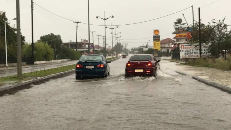 Έκτακτο δελτίο καιρού για το τριήμερο της 28ης Οκτωβρίου 