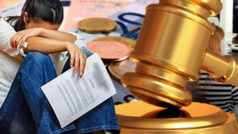 "Βροχή" τα κατασχετήρια από τις εφορίες και τα ταμεία αλλά απευθύνονται... σε άδειες τσέπες!