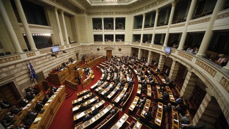 Κατατέθηκε στη Βουλή από το υπουργείο Οικονομίας το σχέδιο νόμου που αλλάζει «το τοπίο» στις δημόσιες συμβάσεις και παραχωρήσεις