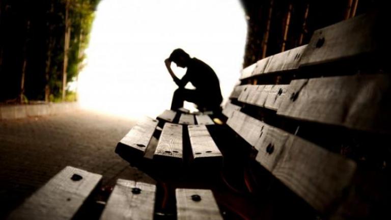 Κατάθλιψη και απόπειρες αυτοκτονίας πιο συχνές στην εφηβεία